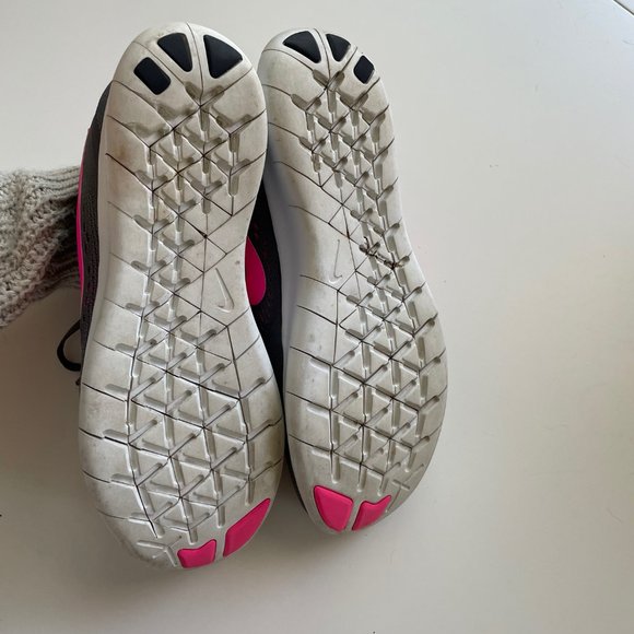 Nike Women's Free Run Slate Pink Running Shoes - Picture 4 of 10